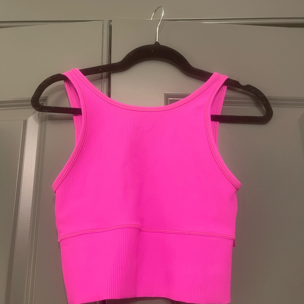 Hot pink lululemon power pivot tank